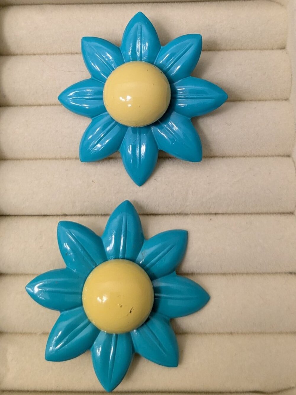 Vintage Metal Clip On Flower Earrings